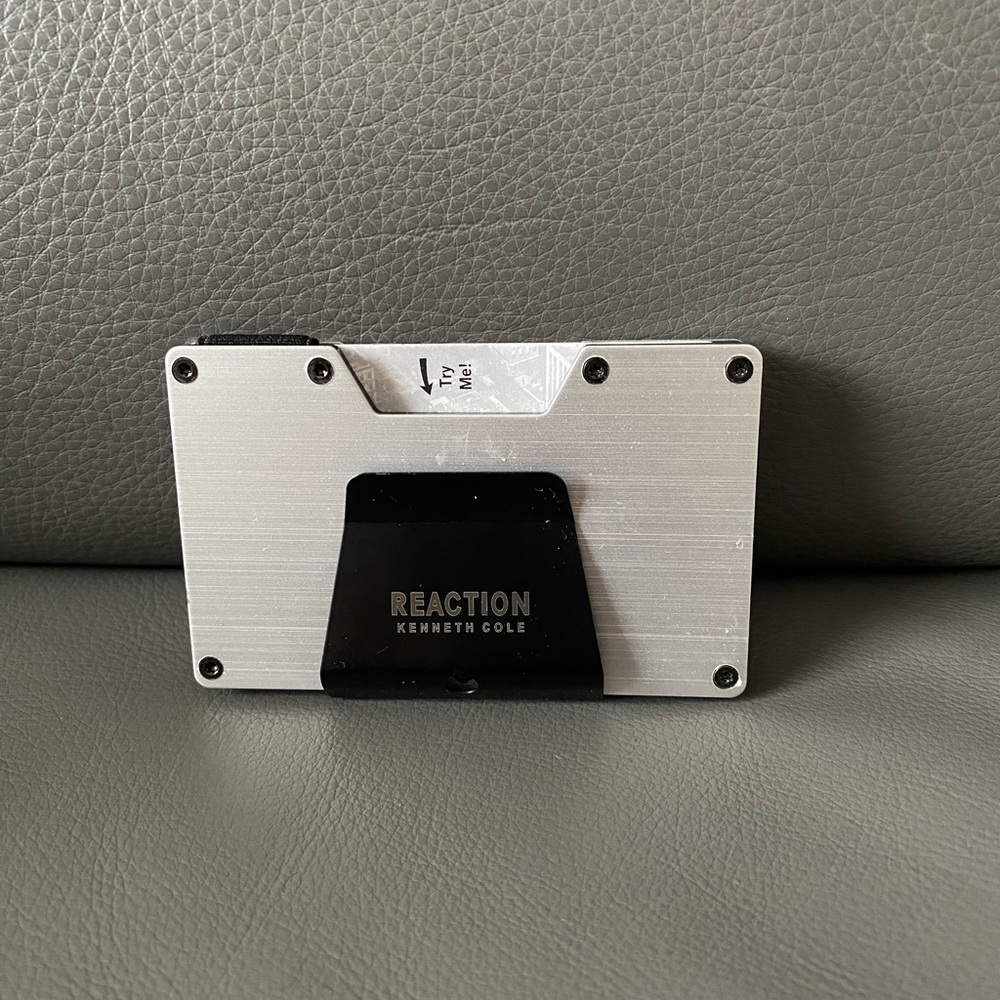 Cart wallet aluminum